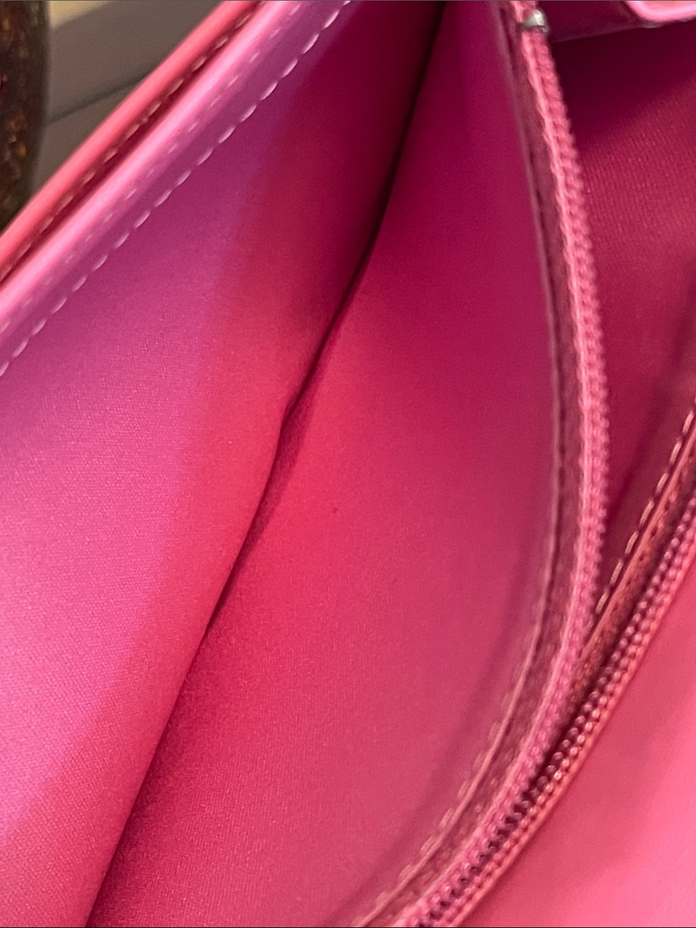 EUC CHANEL COCO BUTTON (CC) LONG BIFOLD WALLET GRAINED CALFSKIN PINK LEATHER - Picture 13 of 17